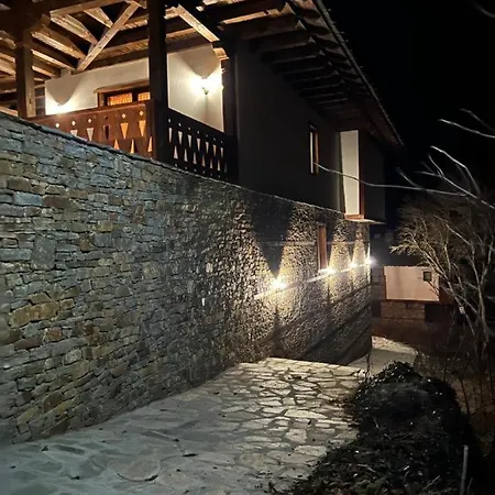 Владимировата Къща Ковачевица Gasthof *