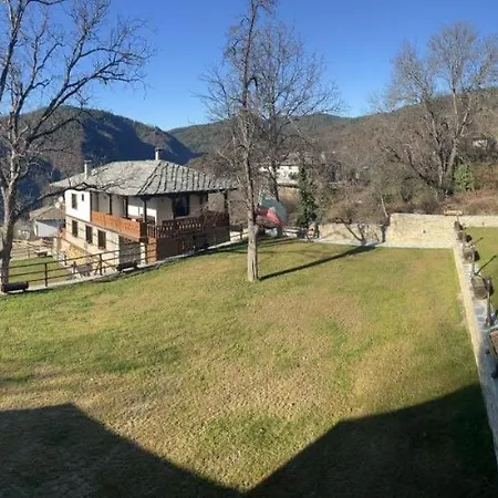Владимировата Къща Ковачевица Gasthof *